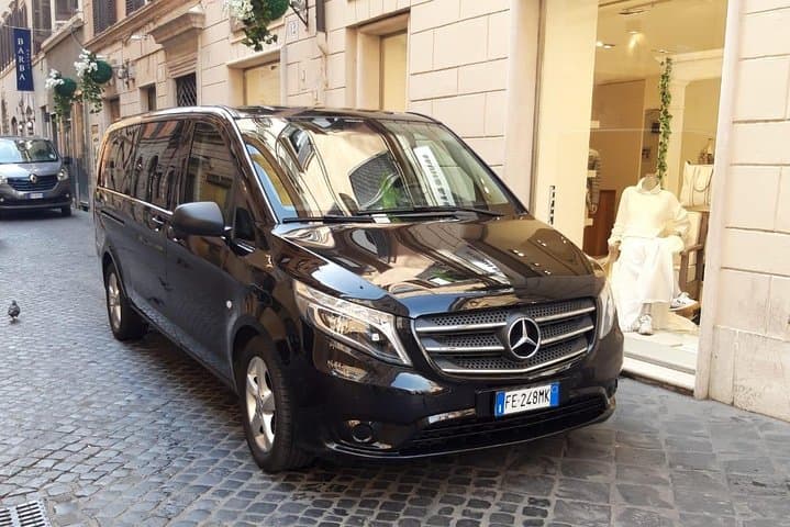Private Rome Sightseeing by Car: See Vatican, Colosseum & Historic Squares in 3 Hours photo 2