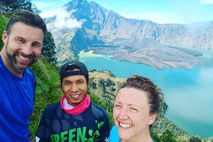 Rinjani Trek 2D/1N: Senaru Crater Rim Camping & Sunrise