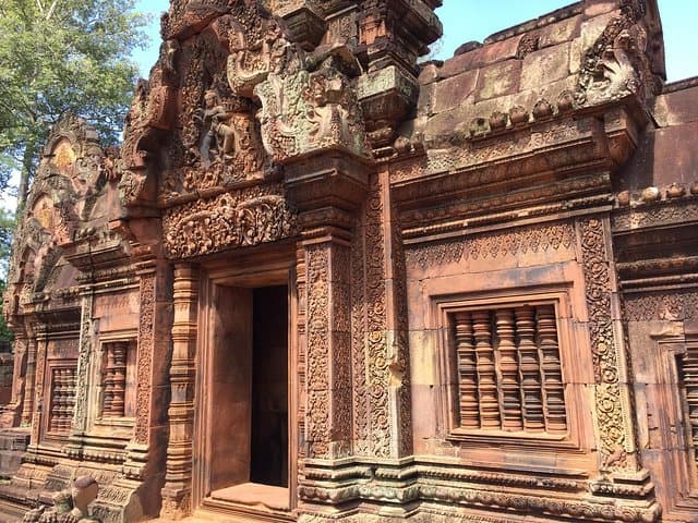 Private 4-Day Angkor Temples & Tonle Sap Lake Adventure — Siem Reap Guided Tour