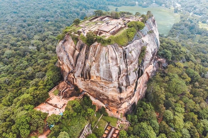 Sigiriya Rock Fortress and Dambulla Day Tour from Colombo photo 3