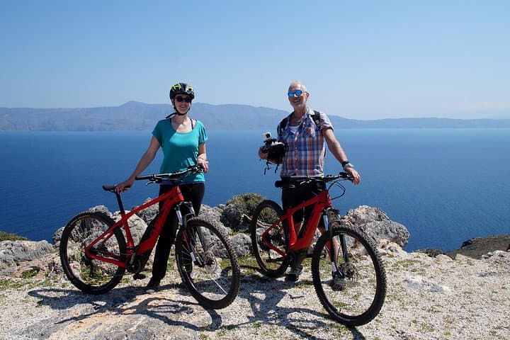 E-Bike Tour in West Crete: Hill Roads, Coast Views & Ancient Polyrrinia photo 4