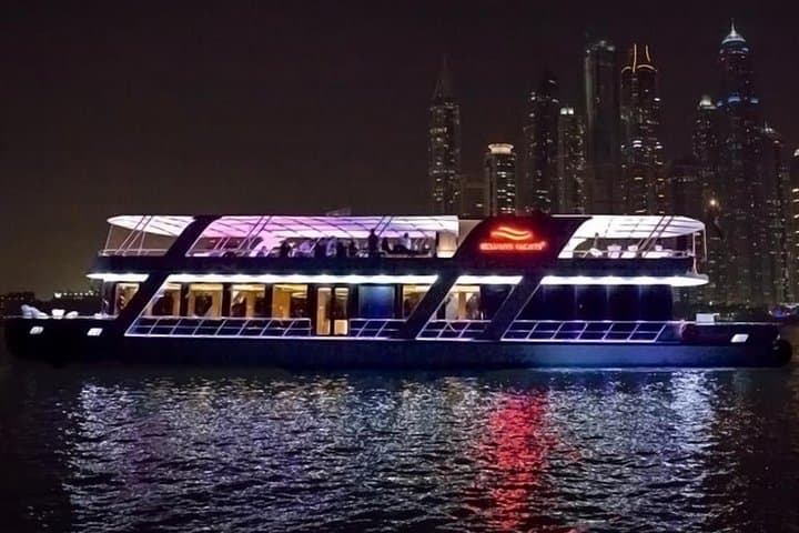 Dubai Marina Glass Dinner Cruise: 90-Min Night Cruise with 5★ Buffet photo 4