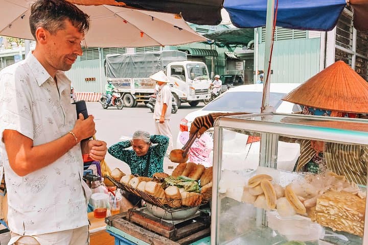 Essential Hoi An Food Tour: A 5-Hour Half-Day Culinary Walk Through the Ancient Town photo 4