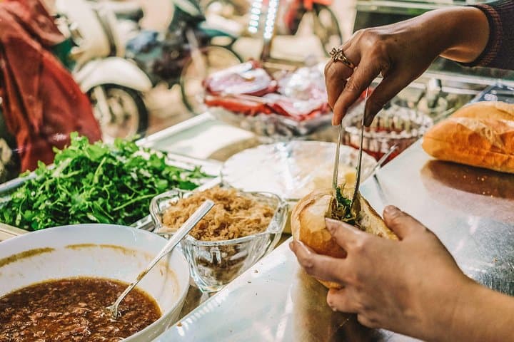 Essential Hoi An Food Tour: A 5-Hour Half-Day Culinary Walk Through the Ancient Town photo 5