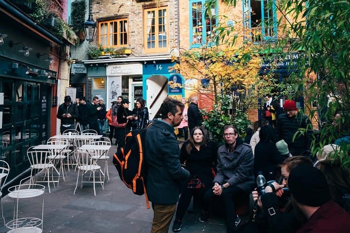 London Cheese Crawl & Walking Tour: Fortnum and Mason, Little Italy & Covent Garden Tastings photo 6