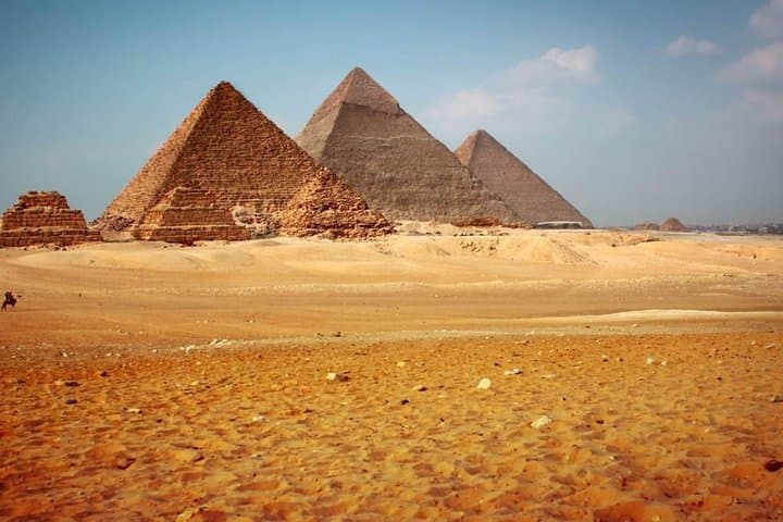 Private Giza Pyramids Tour with Sphinx & Horse-Carriage Panoramic View photo 4