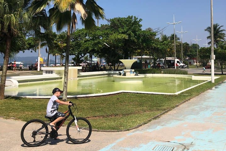 Walk Santos’ World-Record Beach Garden: A 4-Hour Coastal History and Botany Walk photo 4