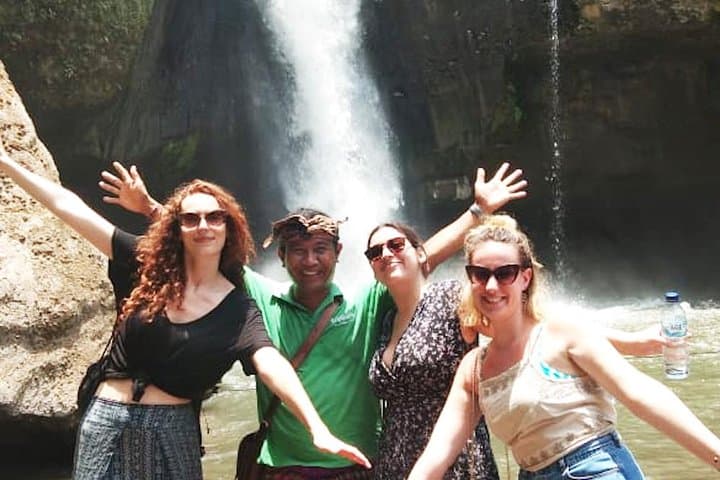 Gitgit & Aling-Aling Waterfalls and Pura Taman Ayun — Full-Day Adventure from Seminyak photo 5