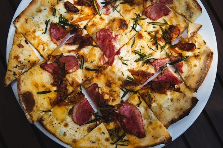 Private Toronto Food Tour: St. Lawrence Market & Distillery District Culinary Walk