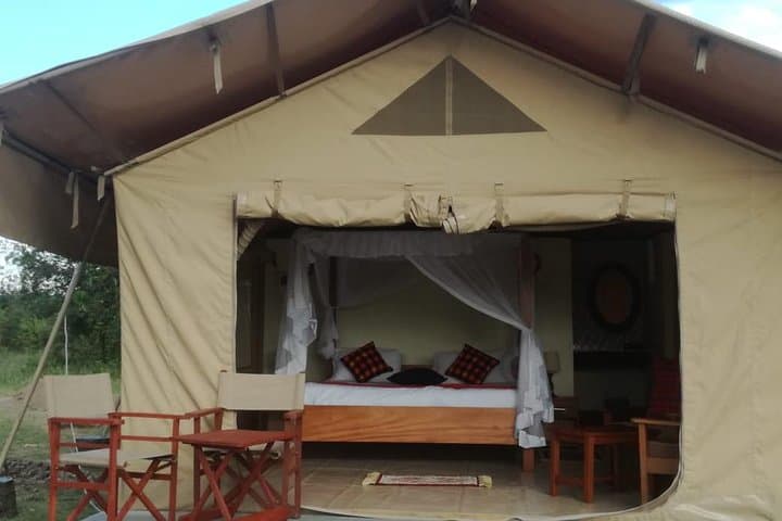 9-Day Kenyan Camping Safari: Samburu, Mara, Amboseli & Rift Valley
