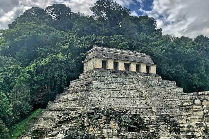 Palenque & Roberto Barrios Waterfalls: Day Tour to Maya Ruins and Emerald Cascades photo 2