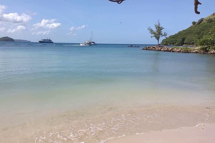 Pigeon Island Beach Shuttle: Fast Route from Castries to Golden Sands photo 3