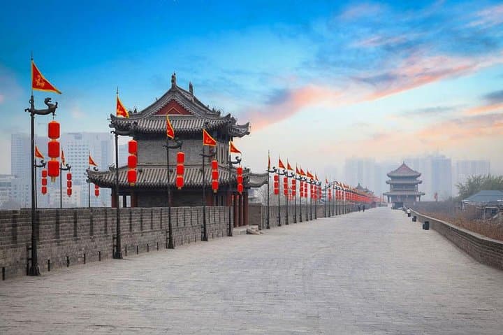 Xi'an Ancient City Full-Day Highlights: City Wall, Muslim Quarter & Big Wild Goose Pagoda