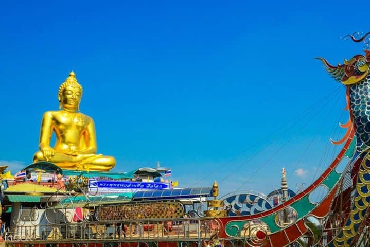 Golden Triangle Day Trip: Chiang Rai, White Temple & Karen Long-Neck Village photo 2