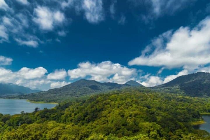 Bali Seven Wonder Waterfalls Trekking: Wanagiri’s Hidden Falls Day Hike photo 4