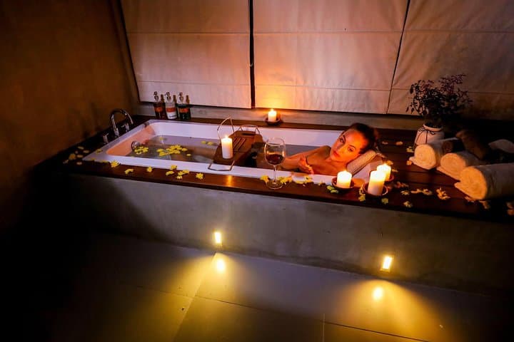 Private Overnight Adventure in Belihuloya: Village Walks, Waterfall Dip & Treehouse Stay photo 3