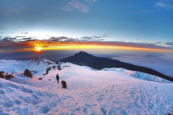 7-Day Marangu Route Mount Kilimanjaro Trek and Uhuru Peak Summit photo 4