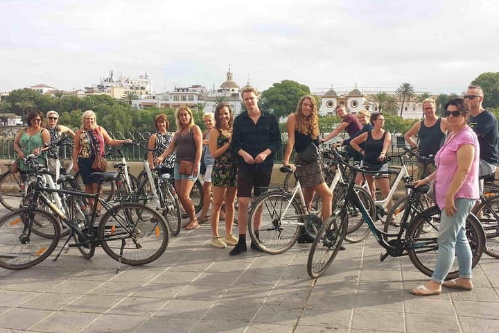 Explore Seville by Bike: 3-Hour Guided Highlights Tour photo 3