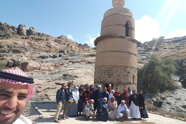 Discover Taif: A Four-Hour Cultural and Mountain City Tour photo 3