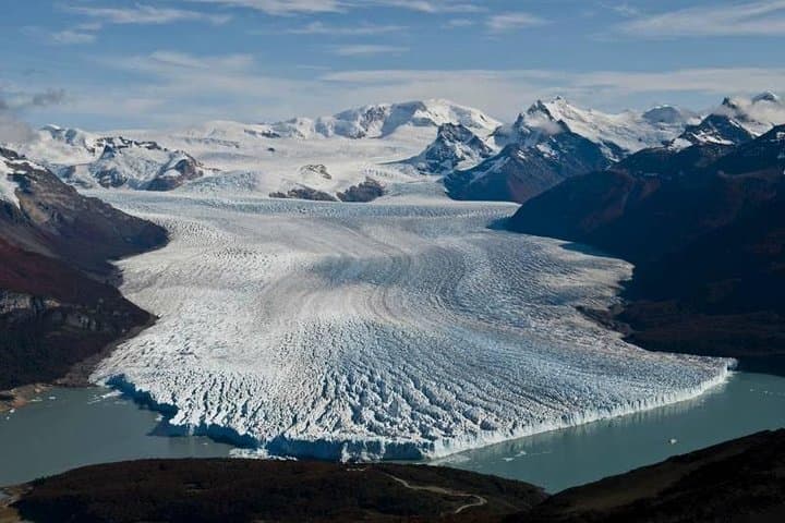 Perito Moreno Glacier Boat Safari: Up-Close Views and Boardwalks from El Calafate photo 4
