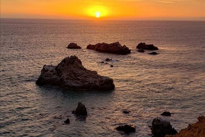 Golden Shadows Trek: Sunset Cliffs Walk in Paracas National Reserve photo 3