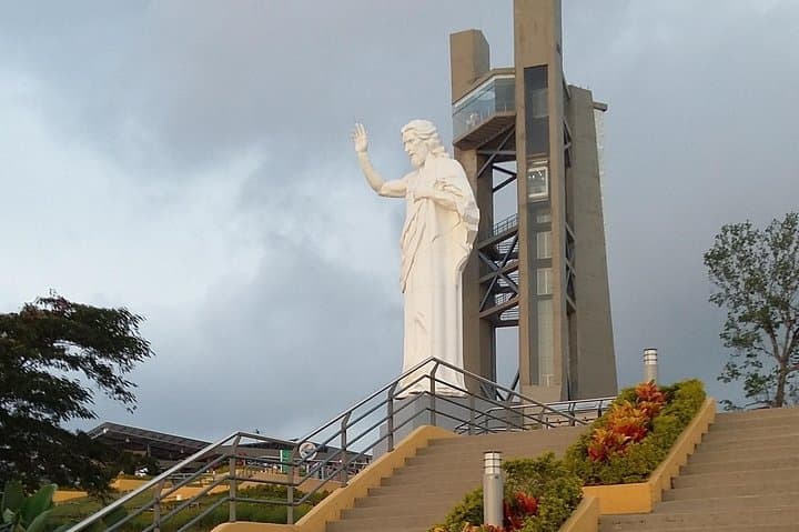 Sunset and Night Views at Cerro del Santísimo: Bucaramanga Private Cable Car Tour photo 3