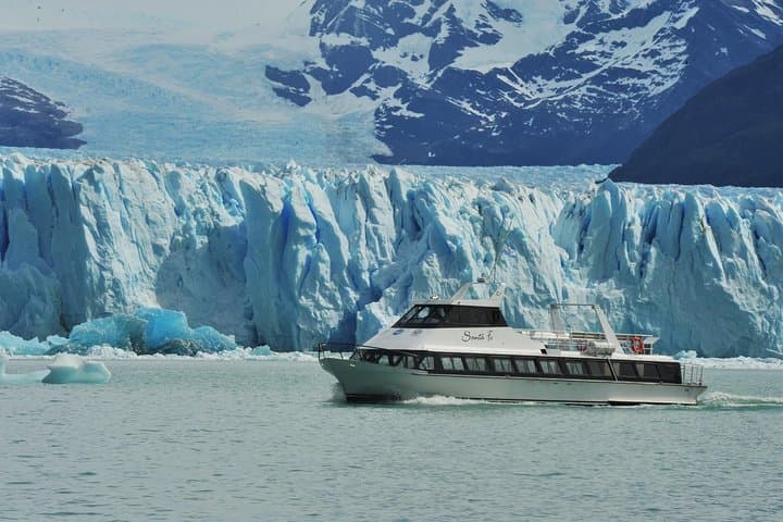 Perito Moreno Glacier Walkways and Boat Navigation from El Calafate photo 6