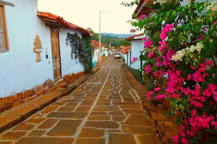 Barichara, San Gil & Curiti: Private Day Tour of Canyon Views and Fique Weavers