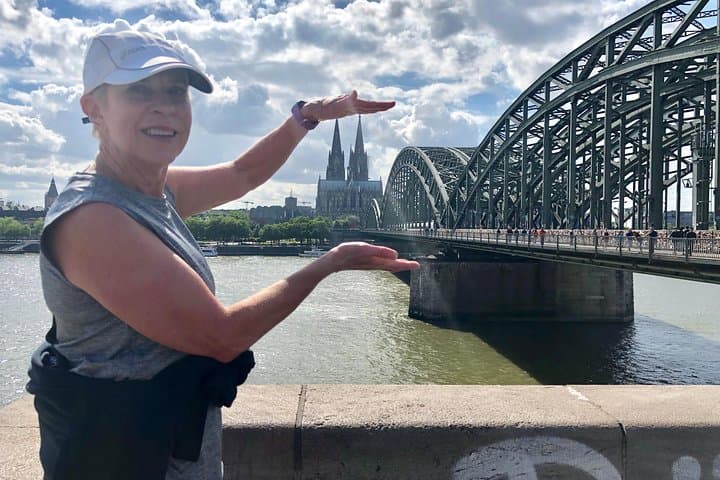XXL Cologne Running Tour: 11km Cathedral-to-Rhine Urban Run photo 4