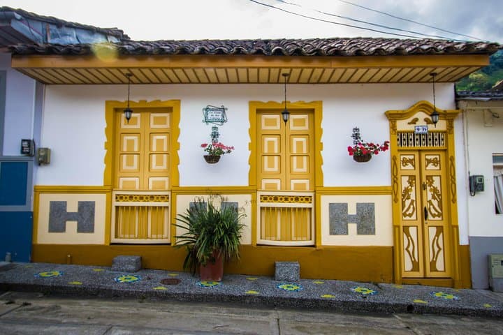 Quindío's Magical Towns: Coffee, Color and Viewpoints from Salento photo 5
