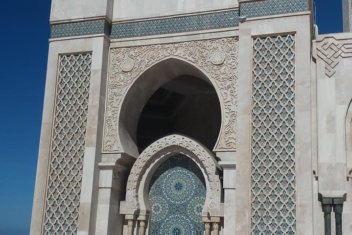Casablanca All-Day City Tour: Hassan II Mosque, Mohamed V Square & Corniche Exploration photo 5