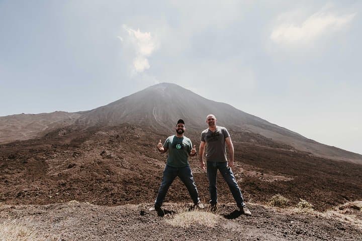 Climb Pacaya Volcano from Guatemala City: Shared Guided Hike to the Summit