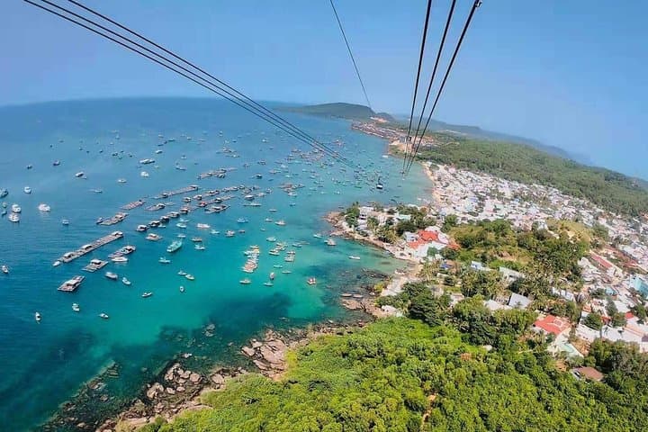 South Phu Quoc Speedboat Snorkel & Hon Thom Cable Car: Private Panoramic Tour