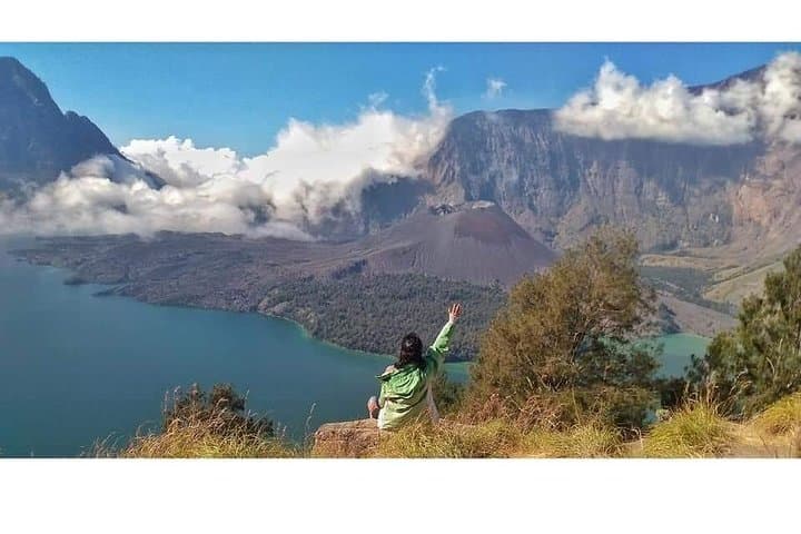 Rinjani Trekking via Aik Berik — 2D1N Camp on Puncak Kondo's Ridge photo 6