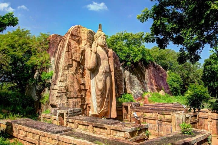 Adventurous East: 12-Day Sri Lanka Cultural, Wildlife & Coastal Tour photo 2
