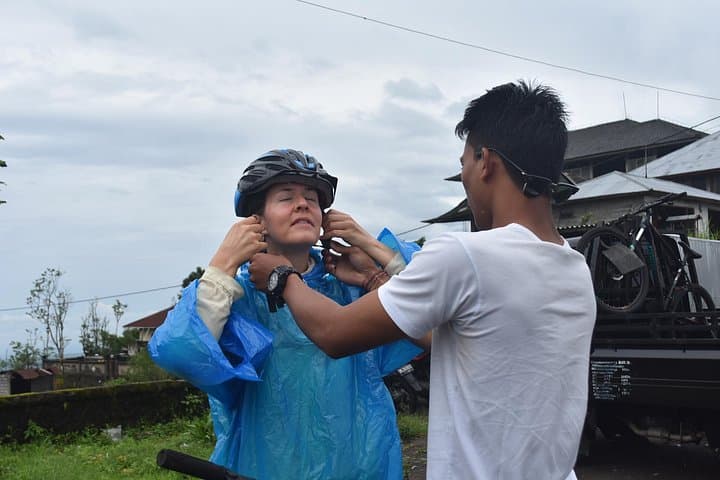 Tegalalang to Ubud: Bali Countryside Cycling & Optional River Tubing photo 3