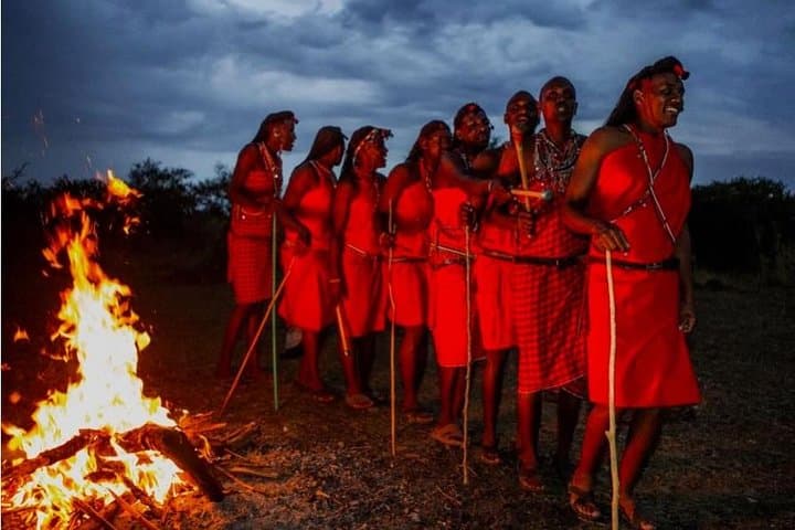 Witness the Great Wildebeest Migration: 5-Day Masai Mara Safari photo 3