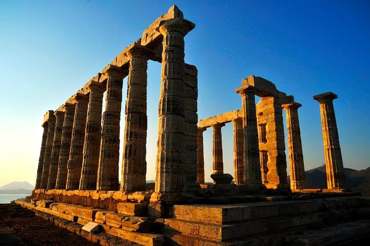 Sunset at Cape Sounion: Private 5-Hour Poseidon Temple Tour from Athens
