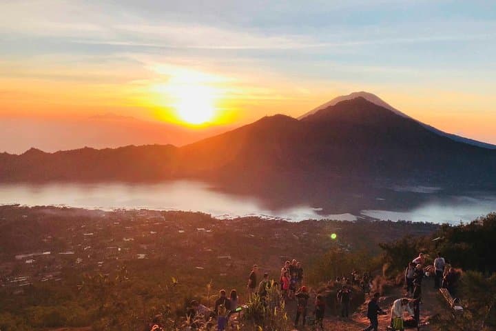 Bali Sunrise Trekking on Mount Batur with Natural Hot Springs photo 2