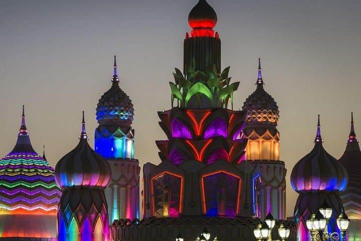 Dubai Miracle Garden & Global Village Private Tour — Evening Transfers Included photo 1