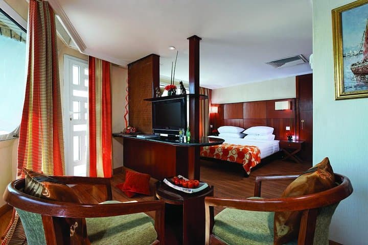 5-Day Nile Cruise from Luxor: Temples, Tombs & River Views photo 3