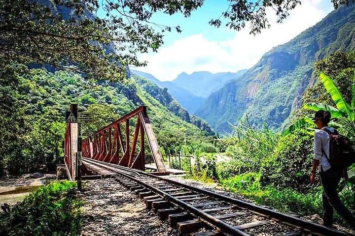 Machu Picchu by Car: 2-Day Hydroelectric Hike & Aguas Calientes Overnight photo 3