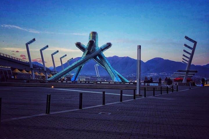 best-of-vancouver-private-half-day-tour-vancouver-lookout-stanley-park photo 4