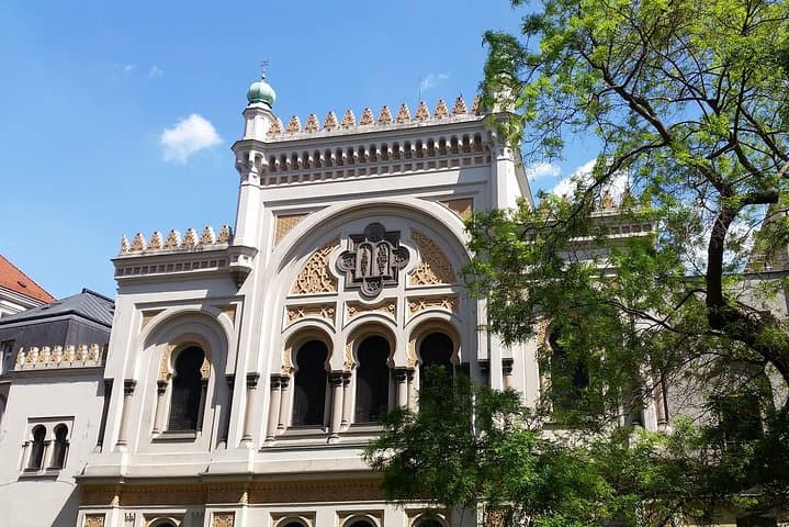 Prague Old Town & Jewish Quarter: Small-Group Walking Tour with Local Guide photo 3