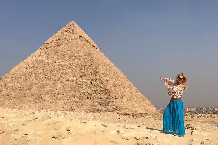 Private Giza Pyramids Tour with Professional Photo Session photo 4