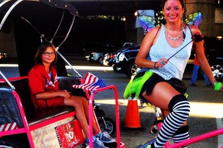 Festival of Lights Night Tour — Washington DC Holiday Pedicab Experience photo 2
