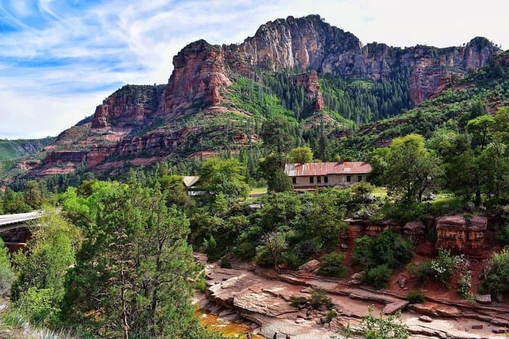Oak Creek Canyon Pavement Jeep Tour — Scenic Sedona Drive on Route 89A photo 3