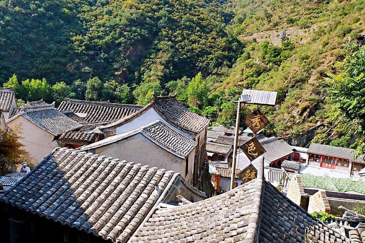 Cuandixia Village Day Trip from Beijing — Private Tour to 400-Year-Old Courtyards photo 4