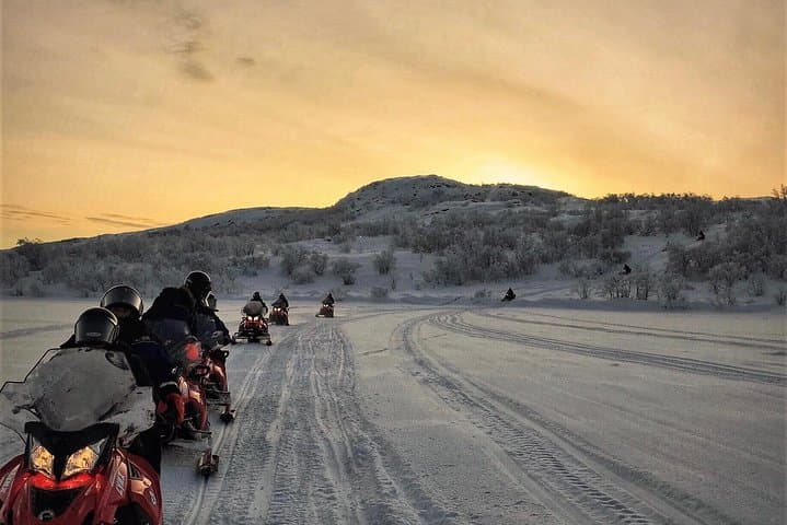 Arctic Ice Karting and Snowmobile Safari in Rovaniemi — Drive Frozen Tracks and Lakes photo 6