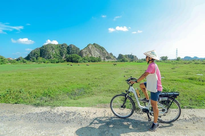 Ninh Binh E-Bike Experience: Ride Tam Coc, Bich Dong & Hoa Lu photo 4